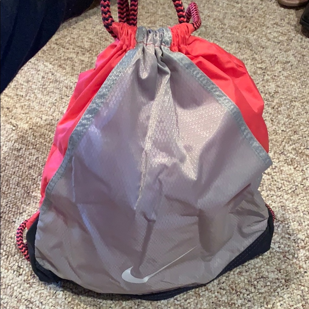 Nike cinch bag - Picture 5 of 7